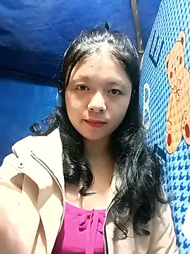 lisa-bae00 online show from 11-24-25, 12:38