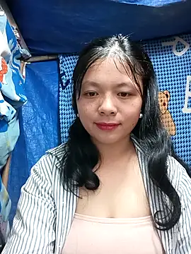 lisa-bae00 online show from 11-30-25, 10:19