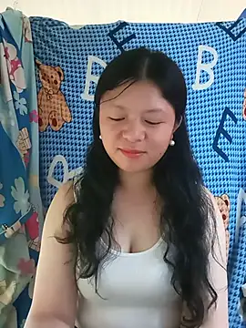 lisa-bae00 online show from 06-07-26, 12:37