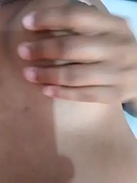 Snapshot of Jennyy31 chatting on 12-16-25, 08:52 Jennyy31 online show from 12-16-25, 08:52