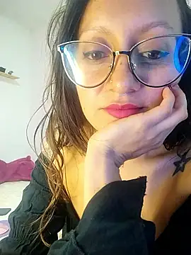 Pinkvixen69 online show from 01-13-26, 07:08