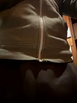 Snapshot of bart98geil chatting on 01-12-26, 11:32 bart98geil online show from 01-12-26, 11:32