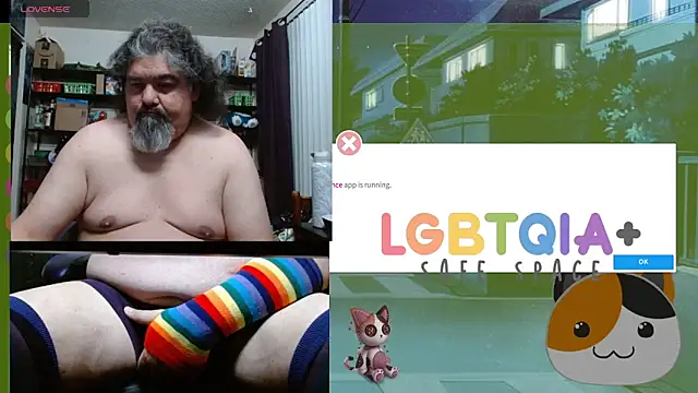 Snapshot of geekycastillo chatting on 12-03-25, 04:09 geekycastillo online show from 12-03-25, 04:09