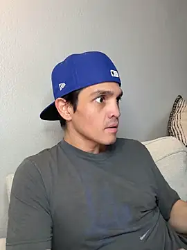 Orlando702xh online show from 10-27-25, 01:09