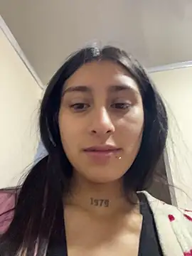 Violeet-Smith online show from 12-20-25, 01:40