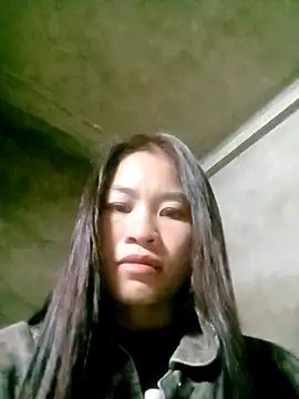 Snapshot of Kati_xx chatting on 10-24-25, 11:17 Kati xx online show from 10-24-25, 11:17