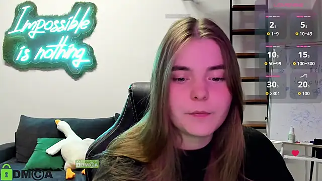 Snapshot of MiraaBloom chatting on 11-03-25, 02:29 MiraaBloom online show from 11-03-25, 02:29