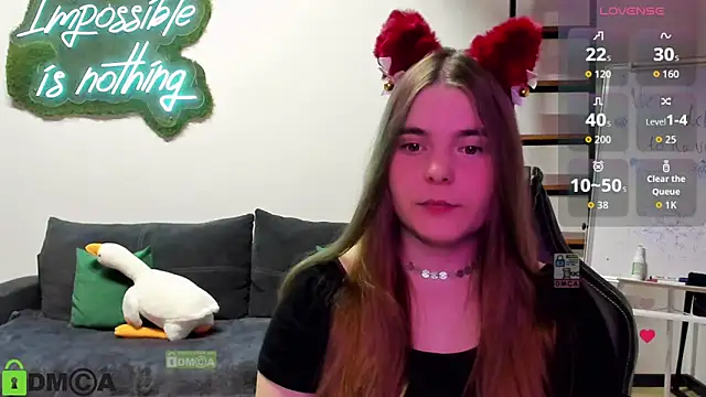 Snapshot of MiraaBloom chatting on 11-24-25, 02:17 MiraaBloom online show from 11-24-25, 02:17