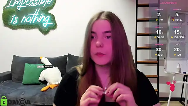 Snapshot of MiraaBloom chatting on 11-30-25, 02:21 MiraaBloom online show from 11-30-25, 02:21