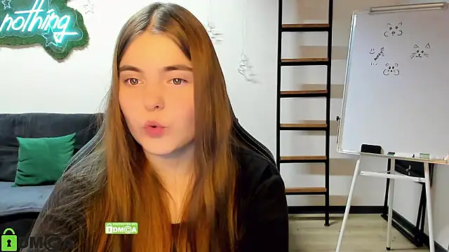 Snapshot of MiraaBloom chatting on 01-15-26, 02:32 MiraaBloom online show from 01-15-26, 02:32