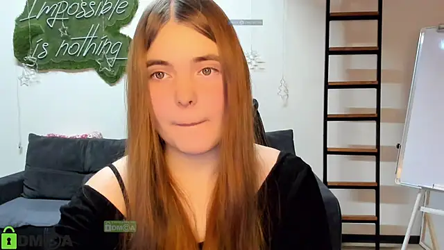 Snapshot of MiraaBloom chatting on 02-11-26, 04:12 MiraaBloom online show from 02-11-26, 04:12