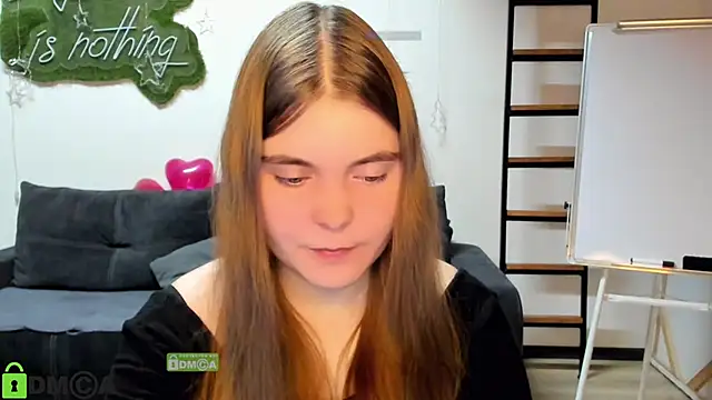 Snapshot of MiraaBloom chatting on 02-15-26, 08:05 MiraaBloom online show from 02-15-26, 08:05