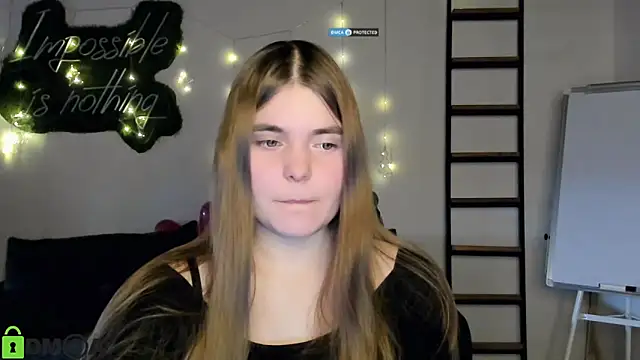 Snapshot of MiraaBloom chatting on 02-19-26, 02:46 MiraaBloom online show from 02-19-26, 02:46