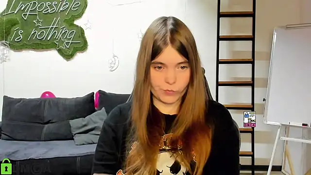 Snapshot of MiraaBloom chatting on 02-25-26, 02:48 MiraaBloom online show from 02-25-26, 02:48