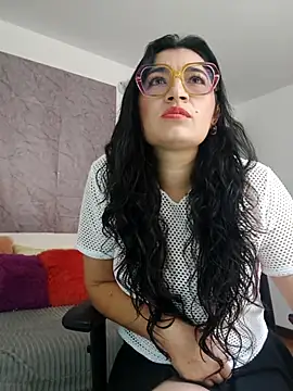 Snapshot of Flacabonita1 chatting on 10-24-25, 03:19 Flacabonita1 online show from 10-24-25, 03:19
