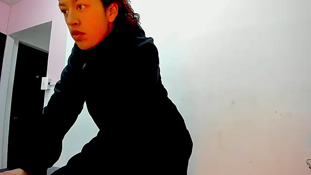 Snapshot of mia_scarlett7 chatting on 01-06-26, 11:47 mia scarlett7 online show from 01-06-26, 11:47