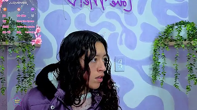 mia scarlett7 online show from 07-10-26, 12:30