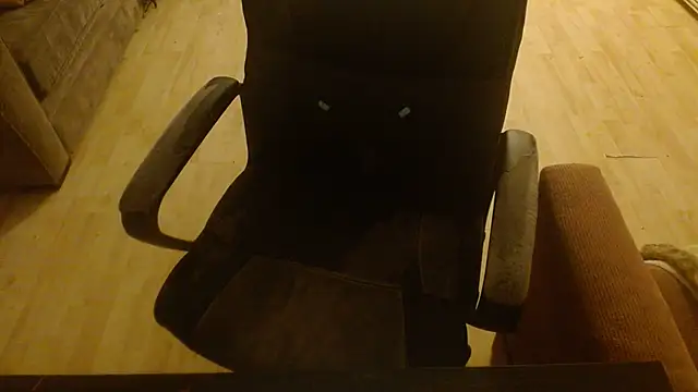 Snapshot of stacybanks chatting on 11-20-25, 11:32 stacybanks online show from 11-20-25, 11:32