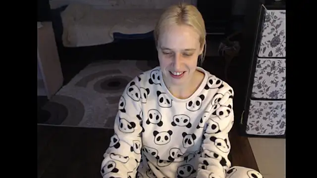 Lucky-Sweet Bb online show from 11-01-25, 06:04