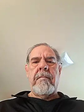 Snapshot of pena633 chatting on 11-27-25, 02:30 pena633 online show from 11-27-25, 02:30