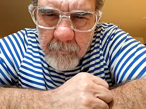 Snapshot of pena633 chatting on 12-17-25, 03:34 pena633 online show from 12-17-25, 03:34