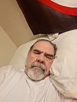 Snapshot of pena633 chatting on 02-19-26, 07:37 pena633 online show from 02-19-26, 07:37