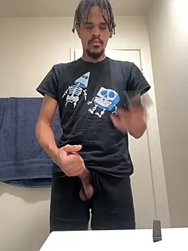 Snapshot of Mrmakeherwet_Tez chatting on 11-07-25, 11:16 Mrmakeherwet Tez online show from 11-07-25, 11:16