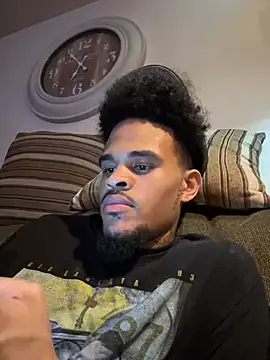 Snapshot of Mrmakeherwet_Tez chatting on 03-03-26, 02:50 Mrmakeherwet Tez online show from 03-03-26, 02:50