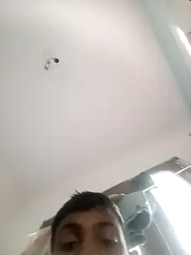 Snapshot of naveen_3222 chatting on 10-30-25, 06:15 naveen 3222 online show from 10-30-25, 06:15