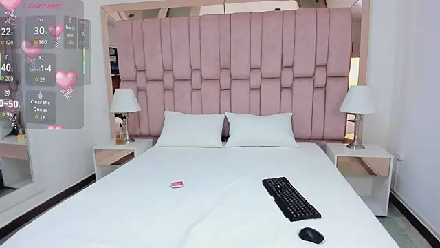 Snapshot of Scarletgod chatting on 01-07-26, 08:11 Scarletgod online show from 01-07-26, 08:11