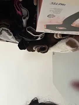 Snapshot of gatitalocahot chatting on 02-01-26, 11:20 gatitalocahot online show from 02-01-26, 11:20