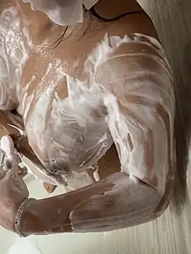 Snapshot of gatitalocahot chatting on 03-08-26, 05:39 gatitalocahot online show from 03-08-26, 05:39