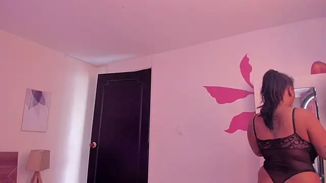 YariRose online show from 03-06-26, 02:35