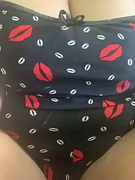 Snapshot of dominadora6 chatting on 11-12-25, 09:32 dominadora6 online show from 11-12-25, 09:32