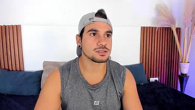 Snapshot of Jake_muller1 chatting on 11-26-25, 03:29 Jake muller1 online show from 11-26-25, 03:29