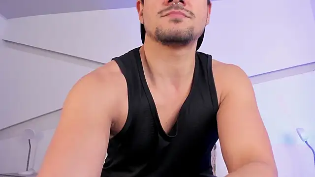 Snapshot of Jake_muller1 chatting on 03-11-26, 03:01 Jake muller1 online show from 03-11-26, 03:01