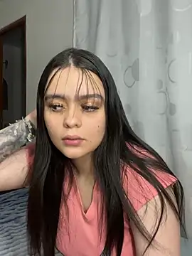 Selena Roa online show from 04-15-26, 02:51