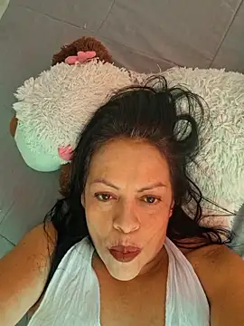 Snapshot of viviana-sexi chatting on 04-06-26, 08:54 viviana-sexi online show from 04-06-26, 08:54