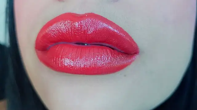 Snapshot of mia_roux1 chatting on 02-21-26, 09:38 mia roux1 online show from 02-21-26, 09:38