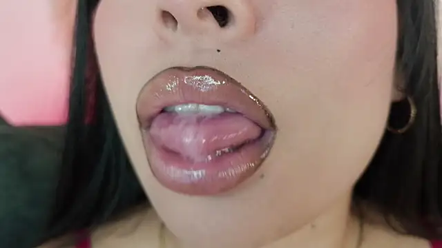 mia roux1 online show from 07-01-26, 11:26