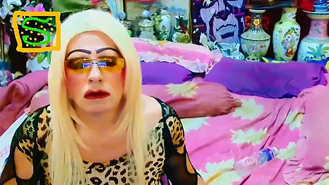 Snapshot of horni4luv chatting on 12-02-25, 12:05 horni4luv online show from 12-02-25, 12:05