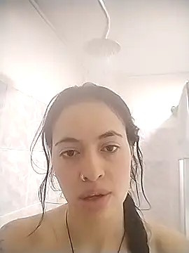 Snapshot of Chuchii05 chatting on 10-27-25, 06:34 Chuchii05 online show from 10-27-25, 06:34