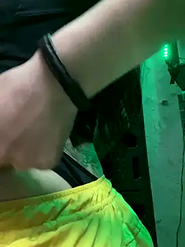 Snapshot of Chuchii05 chatting on 11-14-25, 12:53 Chuchii05 online show from 11-14-25, 12:53