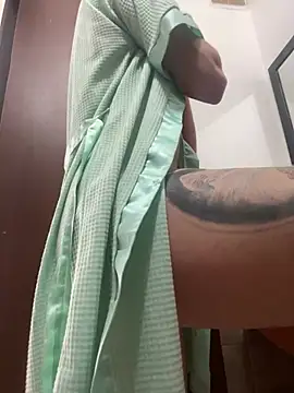 Snapshot of Chuchii05 chatting on 03-05-26, 07:21 Chuchii05 online show from 03-05-26, 07:21