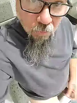 Snapshot of tsmack1972 chatting on 11-05-25, 04:56 tsmack1972 online show from 11-05-25, 04:56