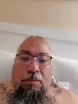 Snapshot of tsmack1972 chatting on 11-29-25, 10:40 tsmack1972 online show from 11-29-25, 10:40