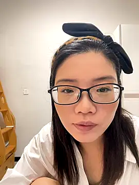 Snapshot of Nlen_baby chatting on 11-18-25, 12:20 Nlen baby online show from 11-18-25, 12:20