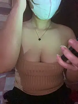 Snapshot of Nanalove68 chatting on 01-14-26, 05:02 Nanalove68 online show from 01-14-26, 05:02