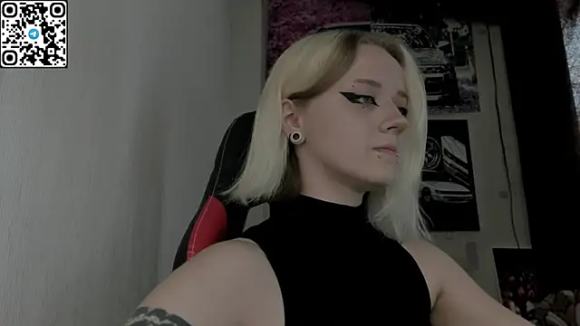 Holy Mistress S online show from 07-10-26, 08:18
