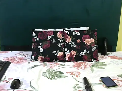 CherryZee online show from 11-08-25, 06:35